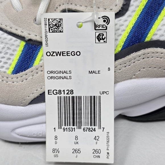 Athletic_Shoes